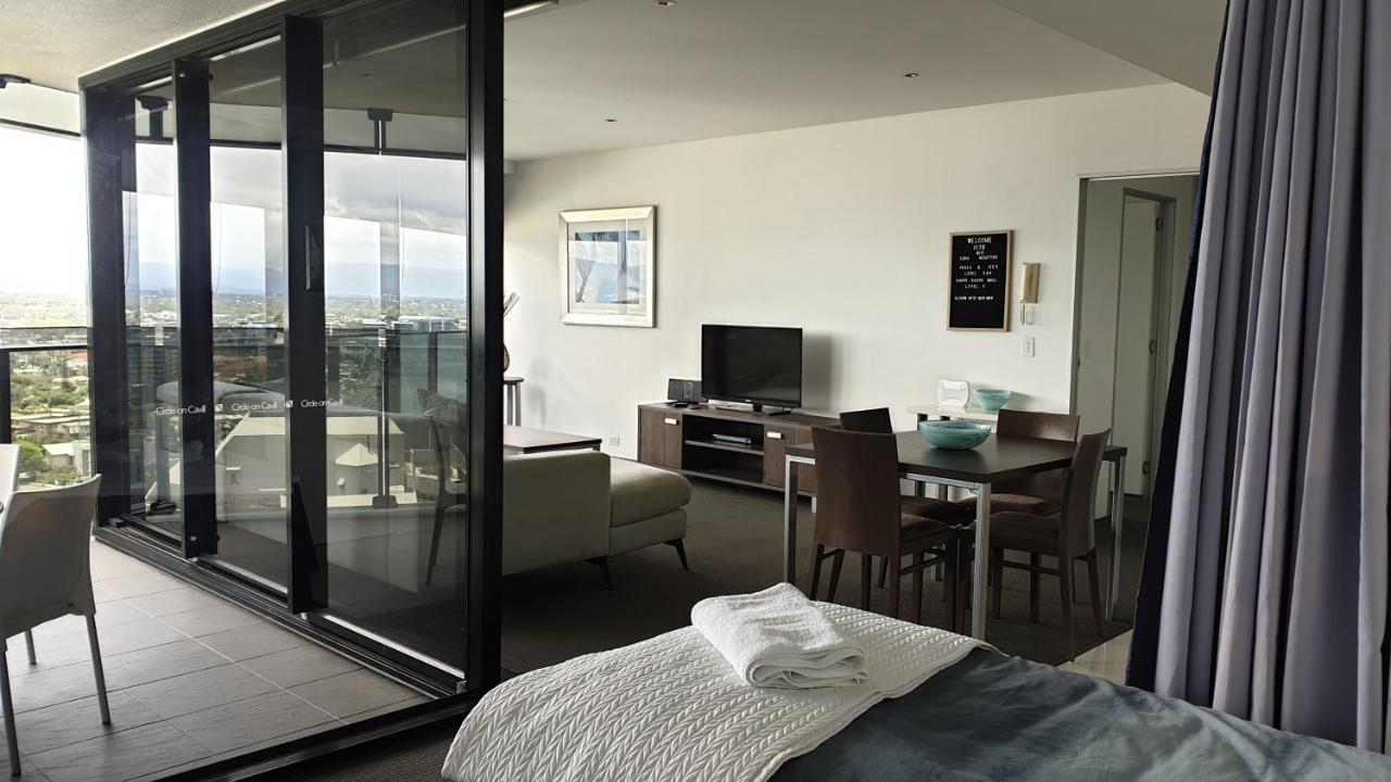 Circle Surfers Paradise Holidays Bagian luar foto